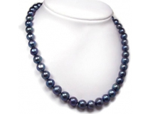 9-10mm AA nice quality round pearl necklace in 14k solid gold 9-10mm AA nice quality round pearl necklace in 14k solid gold