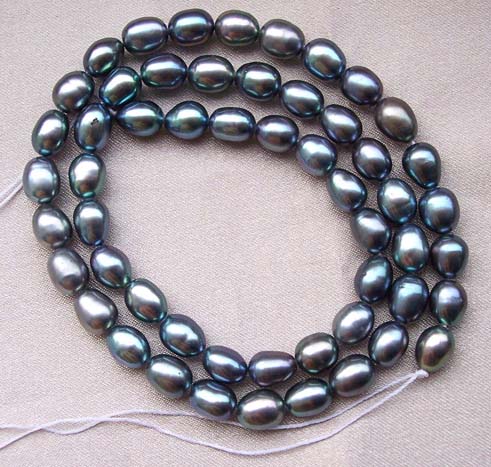 Black 5-6mm Rice, Drop or Oval Shaped Loose Pearl Strand