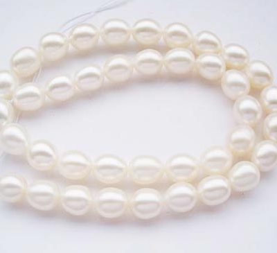 White 9-10mm AAA Rice or Oval Shaped Pearl Strand