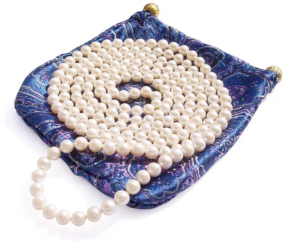 Pure Pearls Weekly Newsletter: How To Rock a Pearl Rope (Freshwater Ed