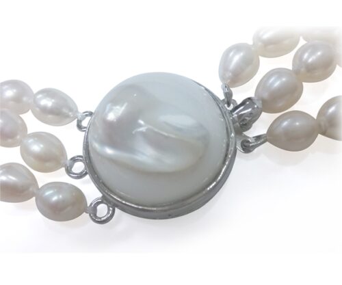 White 20mm Round Shaped Pearl Clasp
