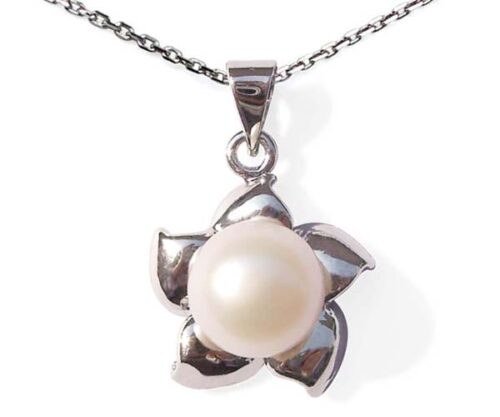 White 9-10mm Pearl Pendant in Star Shaped Setting, 16in Silver Chain