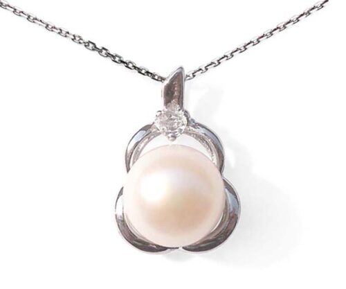 White 10mm Genuine Pearl Pendant in Calabash Design, 16in Silver Chain