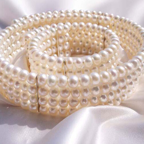 Celebrity Inspired White Pearl Choker and Bracelet Set