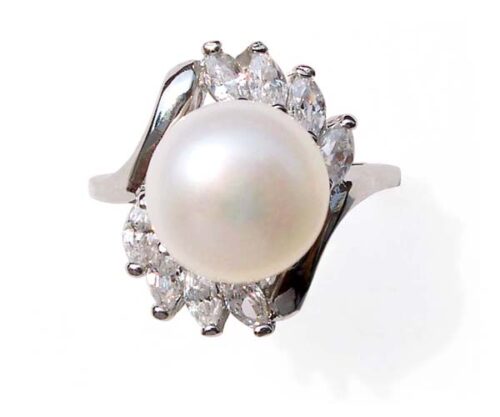 White 9.5-10mm Large Pearl SS Ring in Cz Diamonds