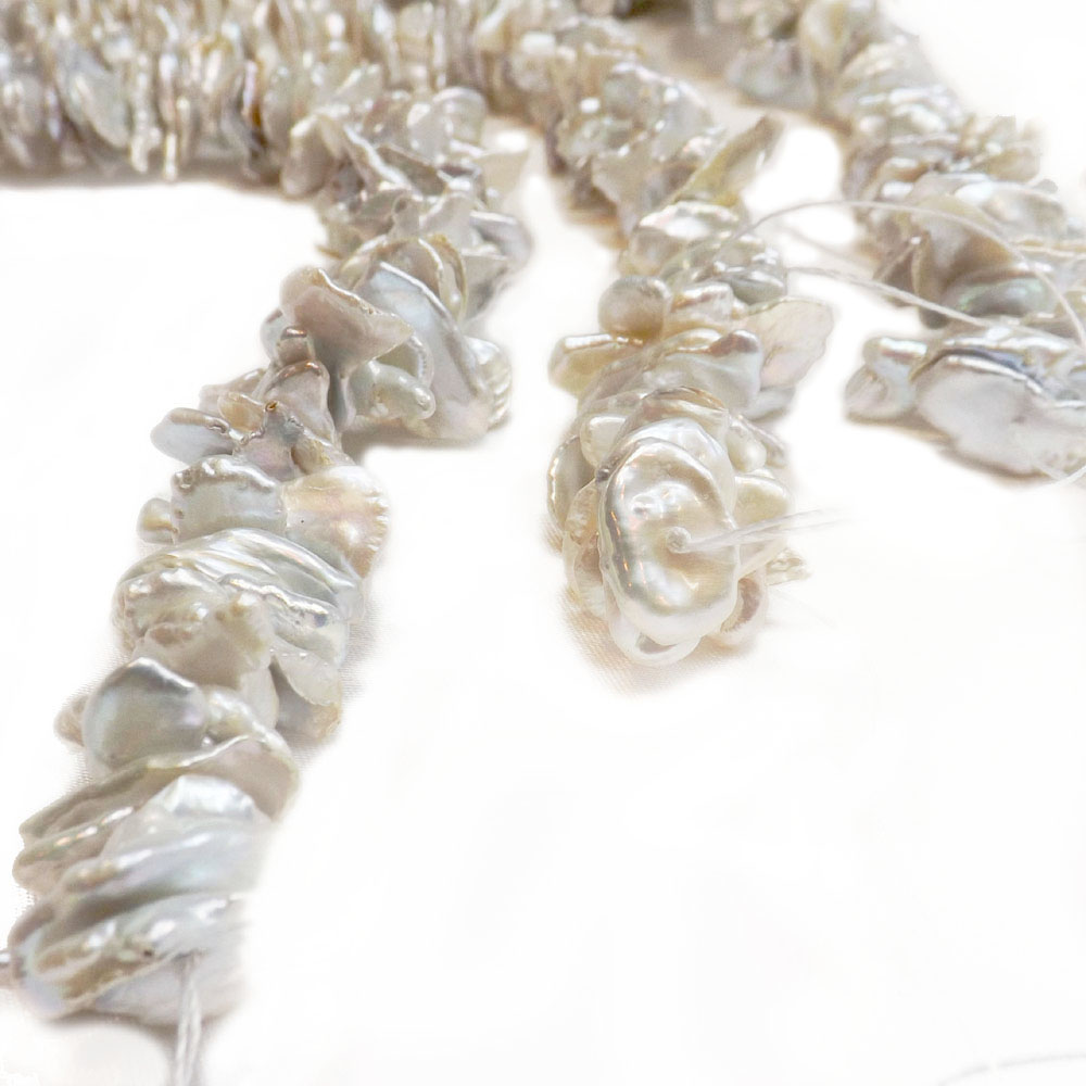 Hawthorn Flower Long Pearl Necklace – MMK