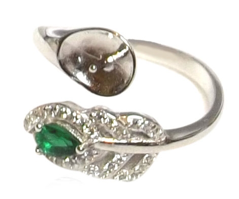 Emerald and Diamonds 925 Sterling Silver Ring Setting