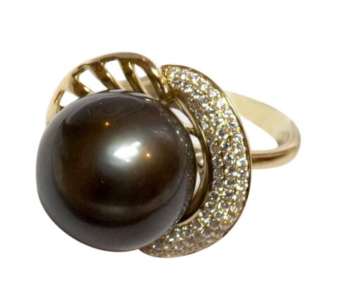14KY Gold Tahitian AAA Pearl Ring with Diamonds