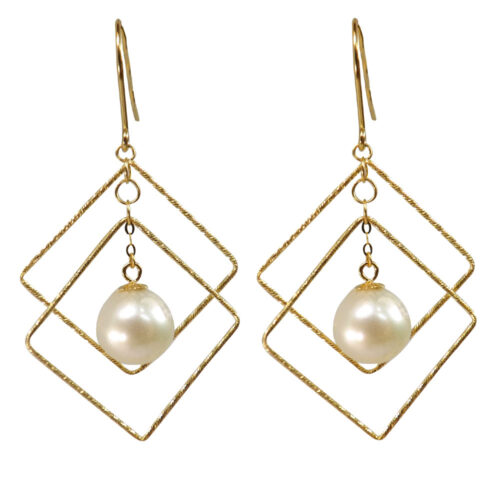 18k Yellow Gold Pearl Earrings