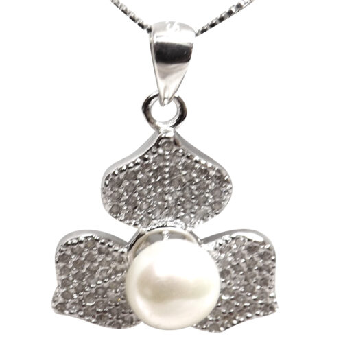 Large Silver Clover Shaped White Pearl Pendant Adjustable Length Silver Necklace