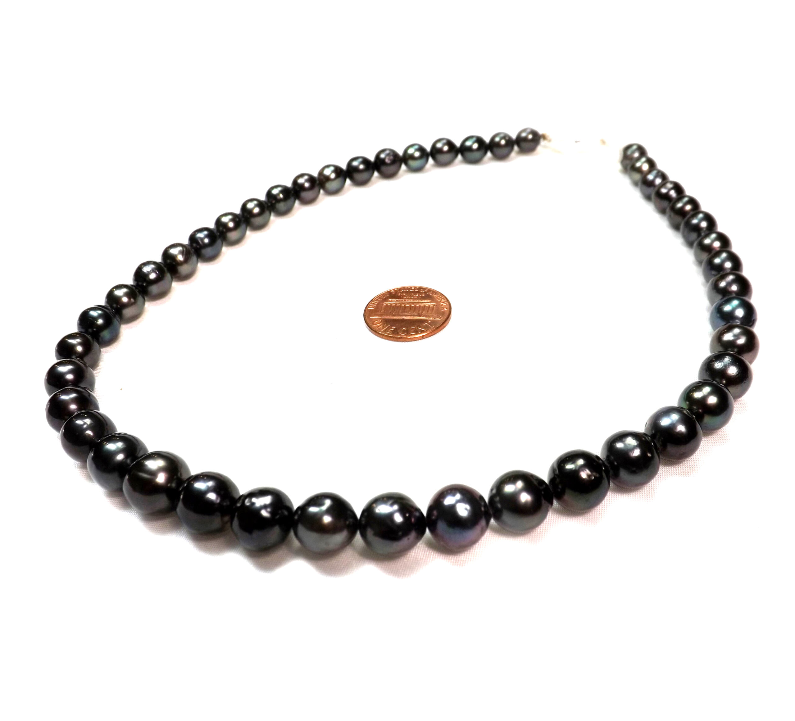 8-11mm Big Tahitian black Round Pearls 14KY Gold Clasp.