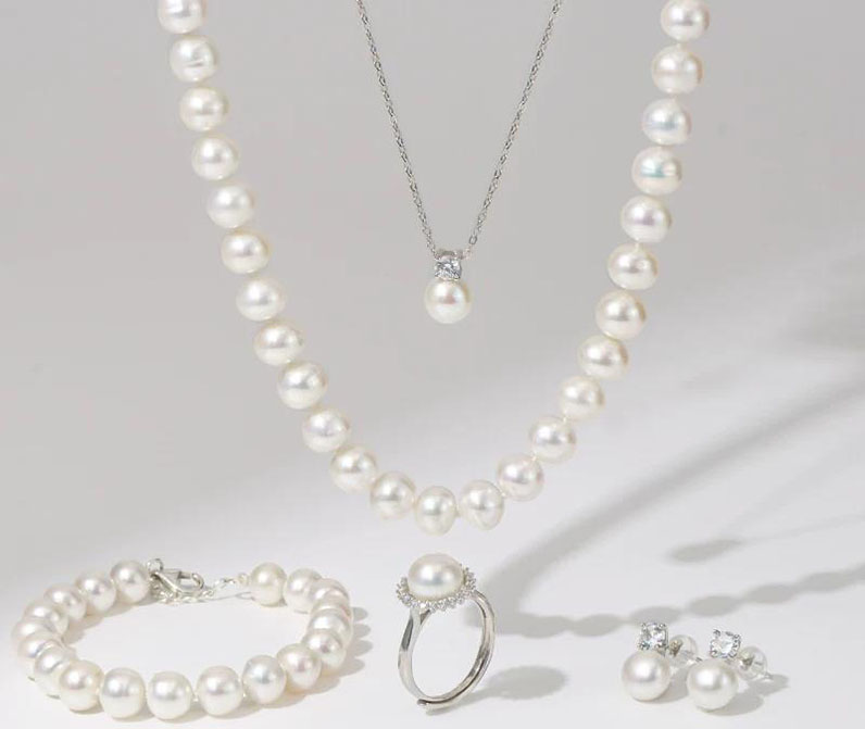 Real Freshwater Pearl Necklace and Bracelet and Earrings Set For Wholesale