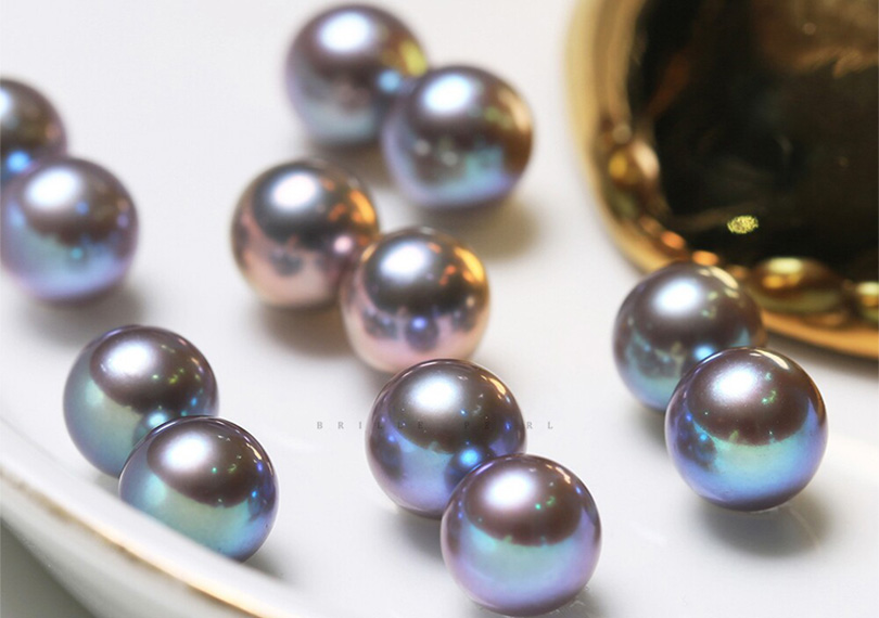 grey pearls in round shape