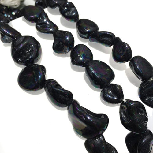 mother of pearls in black