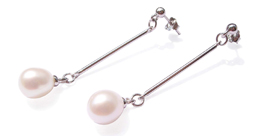 Drop Pearl Earrings