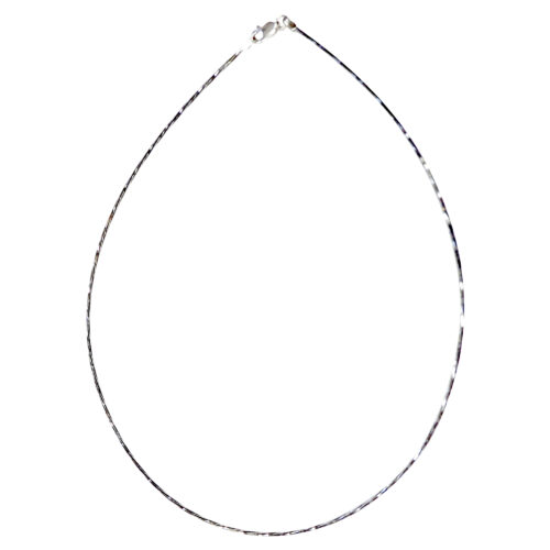 18in diamond cut omega silver chain with a lobster clasp