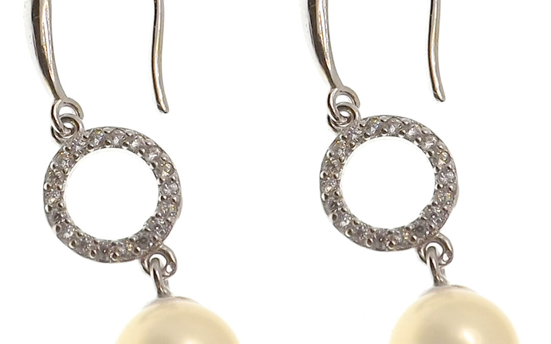Beautiful 925 S Silver Dangling Pearl Earrings with a Circle Encrusted by Lab Created Diamonds