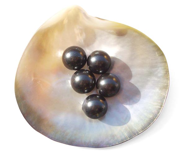 Tahitian Black 12mm Round AAAA SSS Pearl, Half Drilled