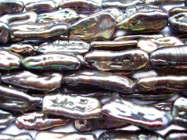 Peacock Black (Multi-colored overtone) Length Drilled Biwa Loose Pearl Strand