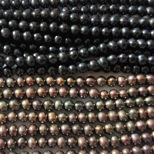 3-4mm black pearl strands in round shape