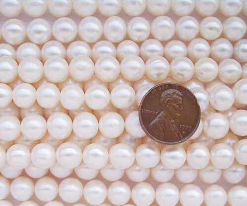 White 8-9mm A Quality Round Pearl Strand