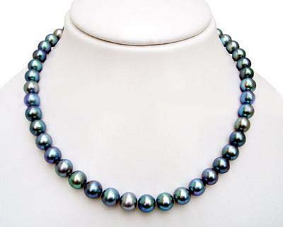 Peacock Black Round Pearl Necklace 14K Gold
