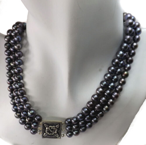 3 row black pearl necklace with rectangular clasp