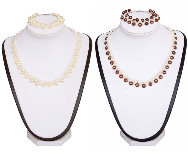 Pearl Necklace and Bracelet Set