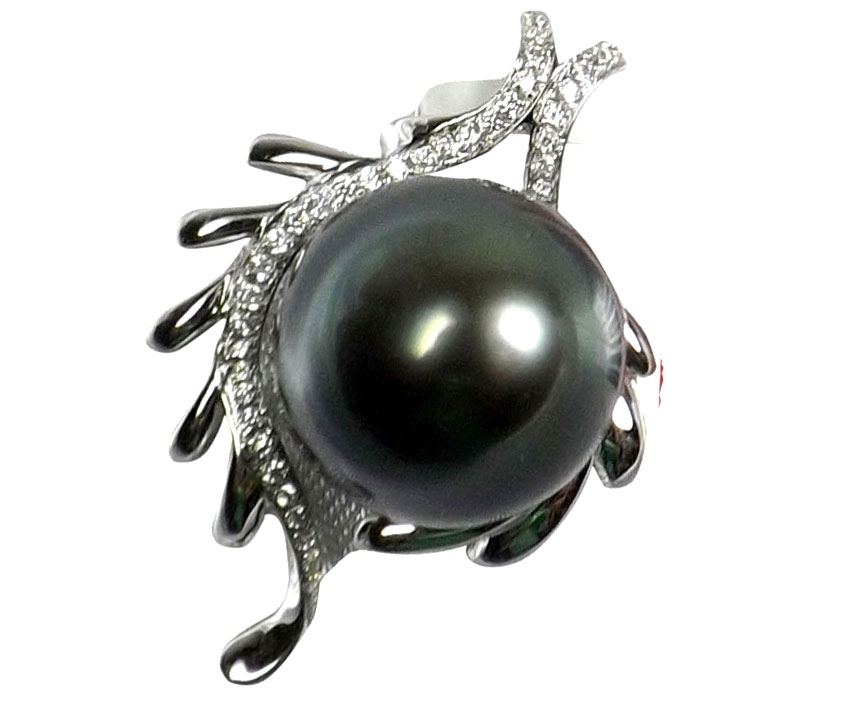 18KWG Diamond Tahitian Pearl Pendant