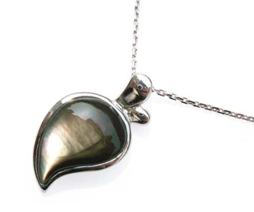 Black Half Heart Shaped Seashell Pendant in 925 Sterling Silver