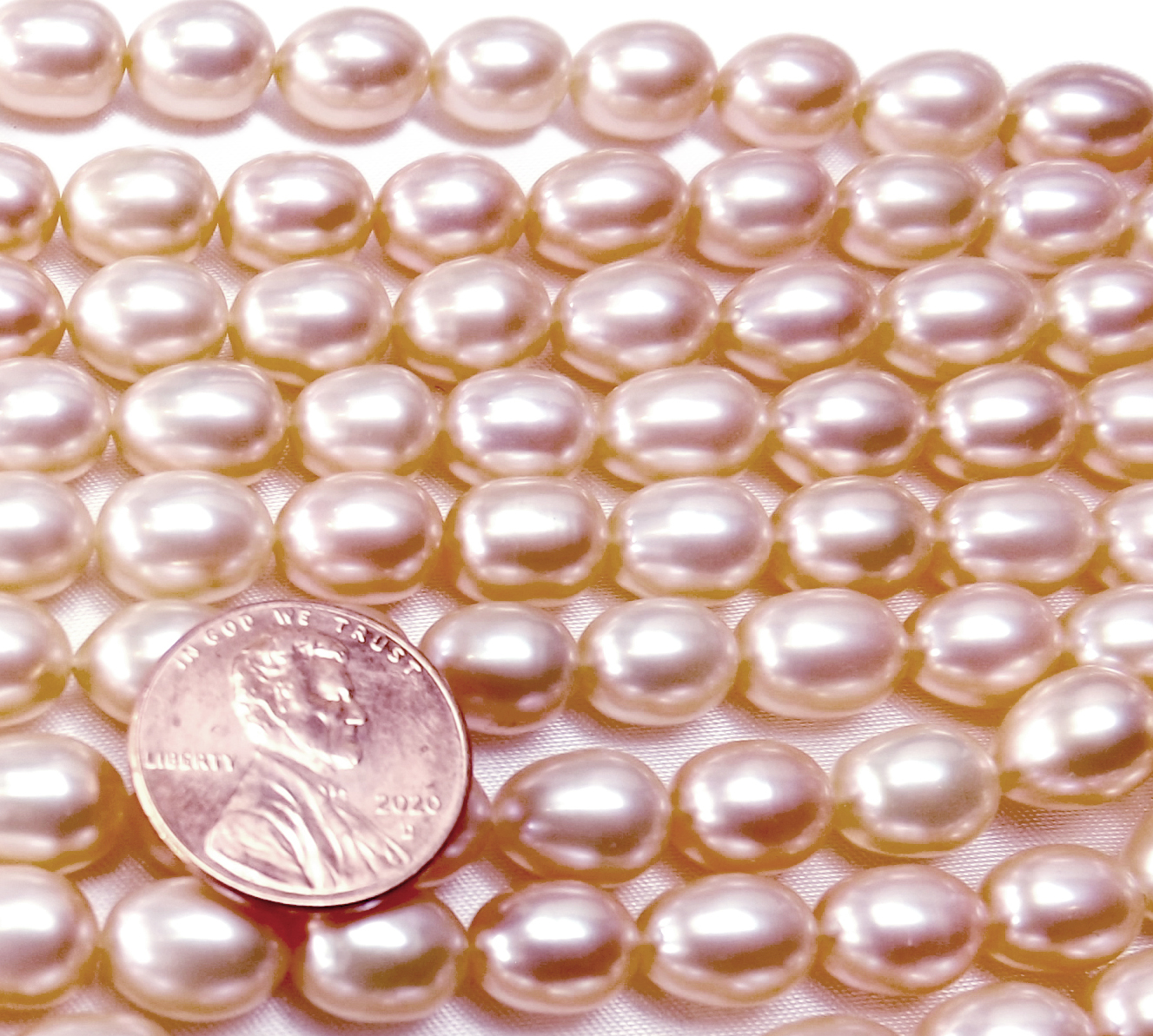 Gem Quality 8-9mm Rice Oval Shaped AAA Mauve Pearl Strand