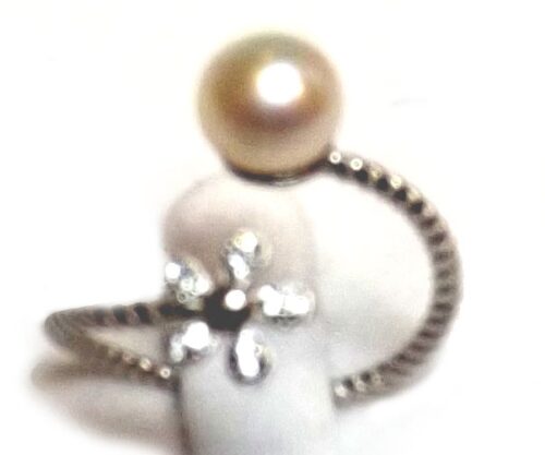 Flower Shaped 925 Sterling Silver Adjustable Pearl Ring