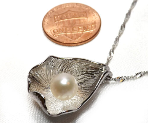 Large Sized Gorgeous 925 Sterling Silver Pearl in Pure Silver Wrap Around Pendant