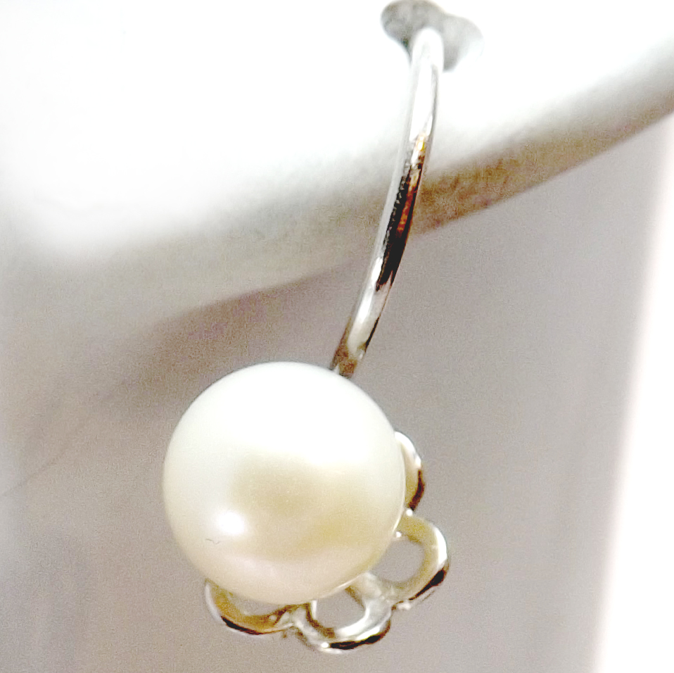 Pearl Dangling earrings