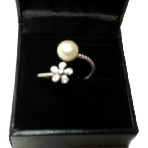 925 sterling silver Pearl ring