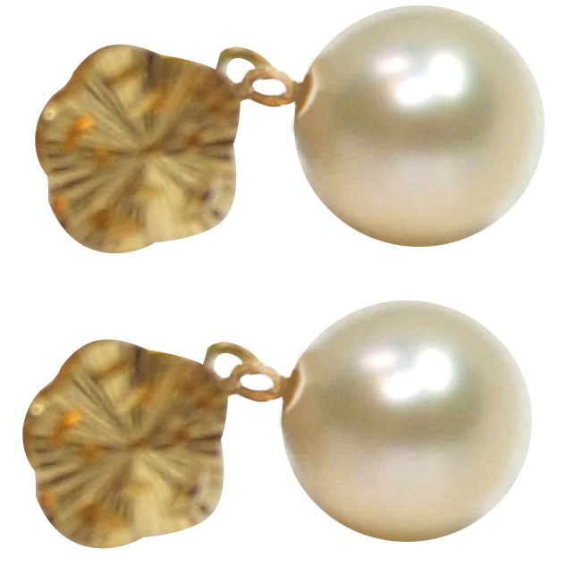 18k yellow gold pearl earrings