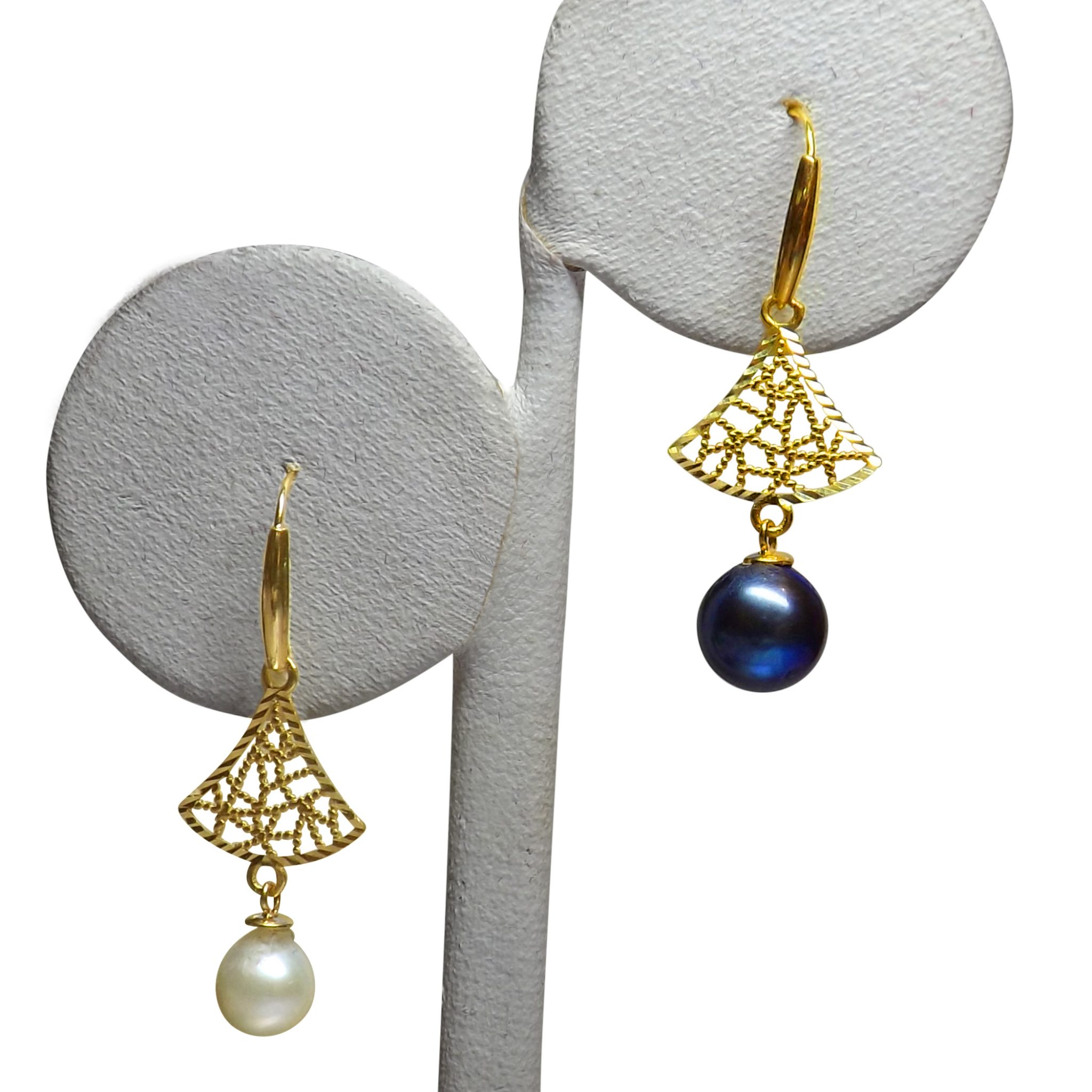 18K Yellow Gold Tree Shaped White and Black Pearl Earrings