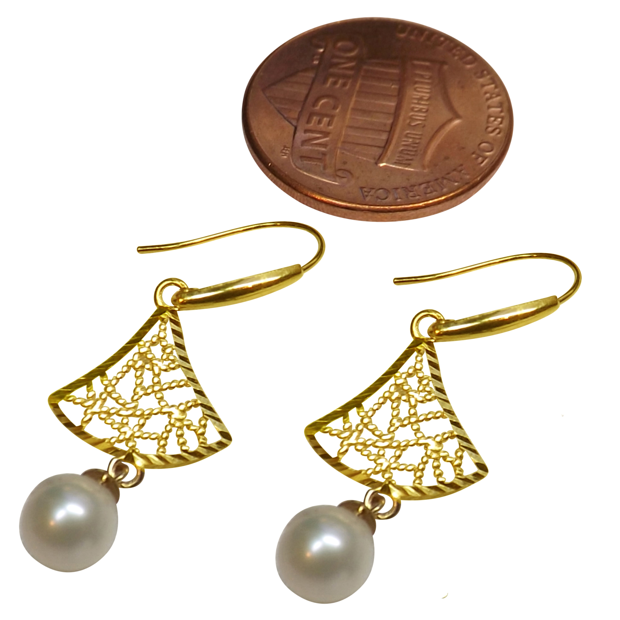 18K Yellow Gold Tree Shaped White Pearl Earrings