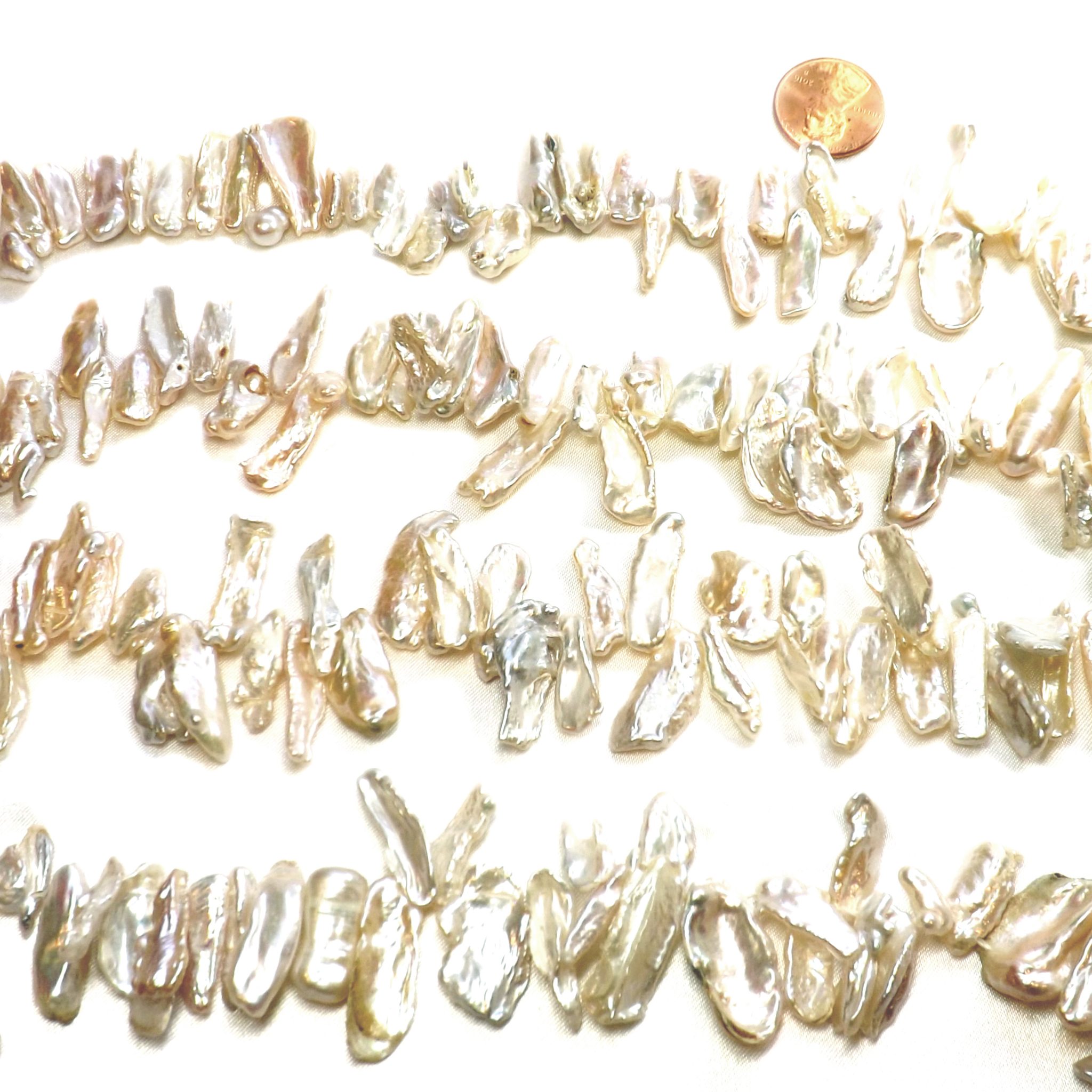 Pinkish White Top Drilled Biwa Loose Pearl Strand