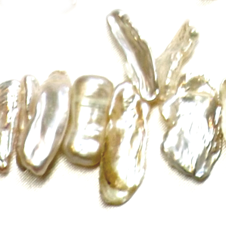 Pinkish White Top Drilled Biwa Loose Pearl Strand