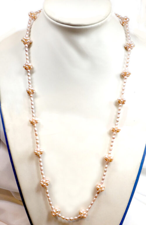 28in long mauve Pearl Necklace with pearl flowers
