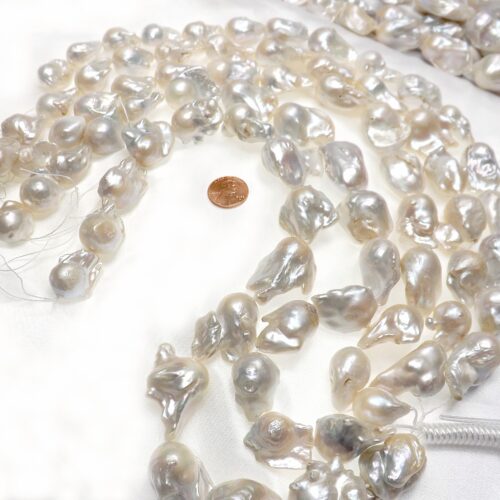 15x28mm large cream white baroque pearl strand